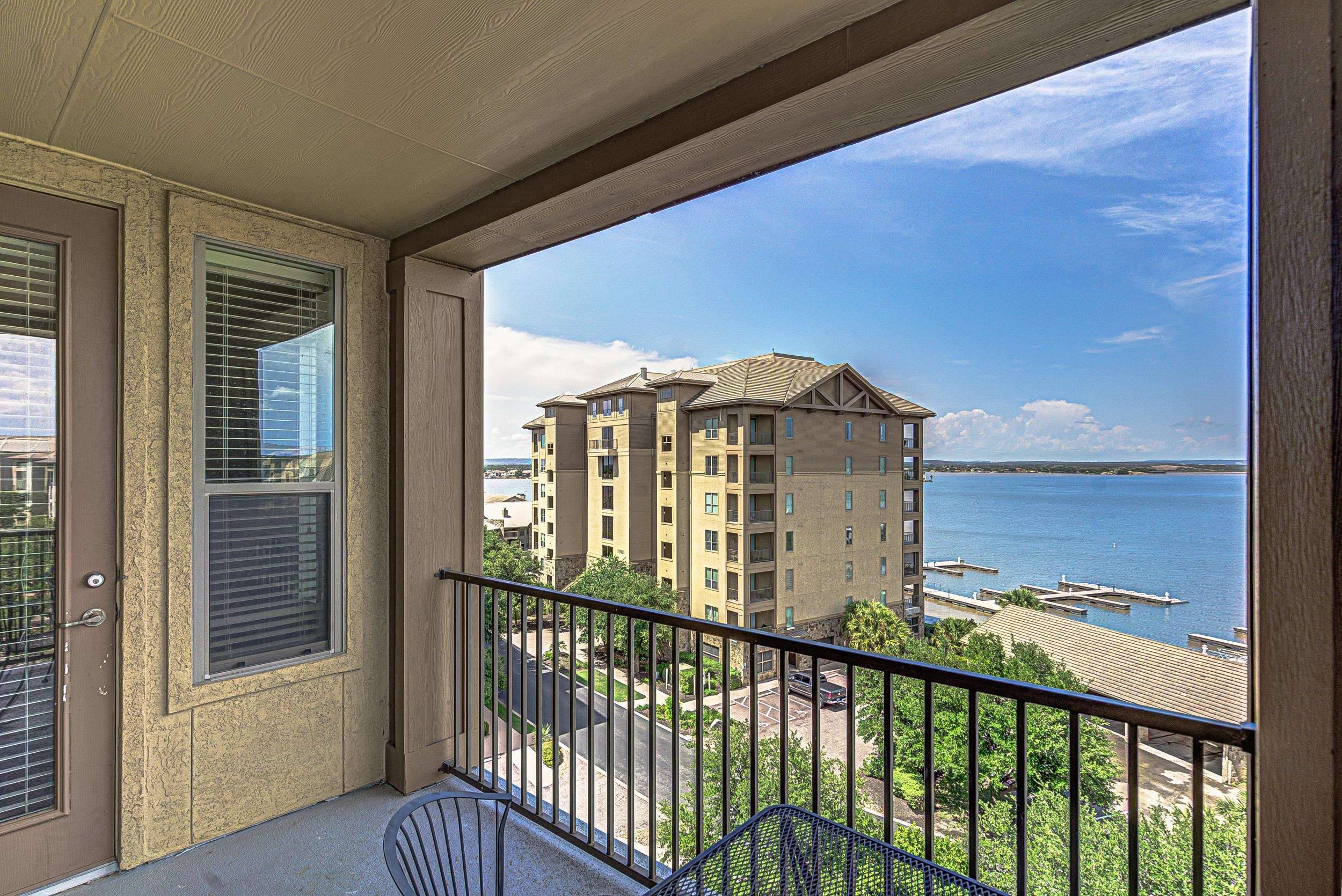 Horseshoe Bay, TX 78657,101 West Bank  #51