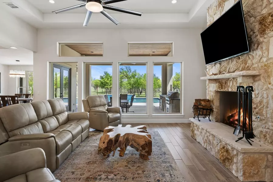 10090 Ranch Road 1323, Johnson City, TX 78636