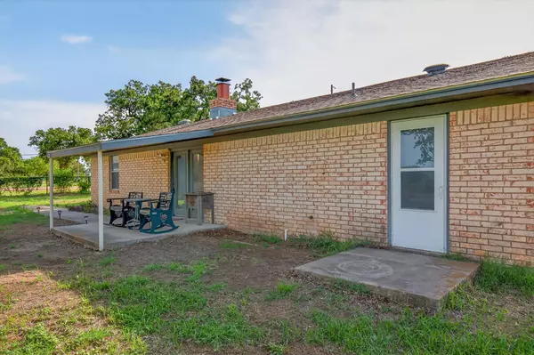 Marble Falls, TX 78654,711 Oak Forest