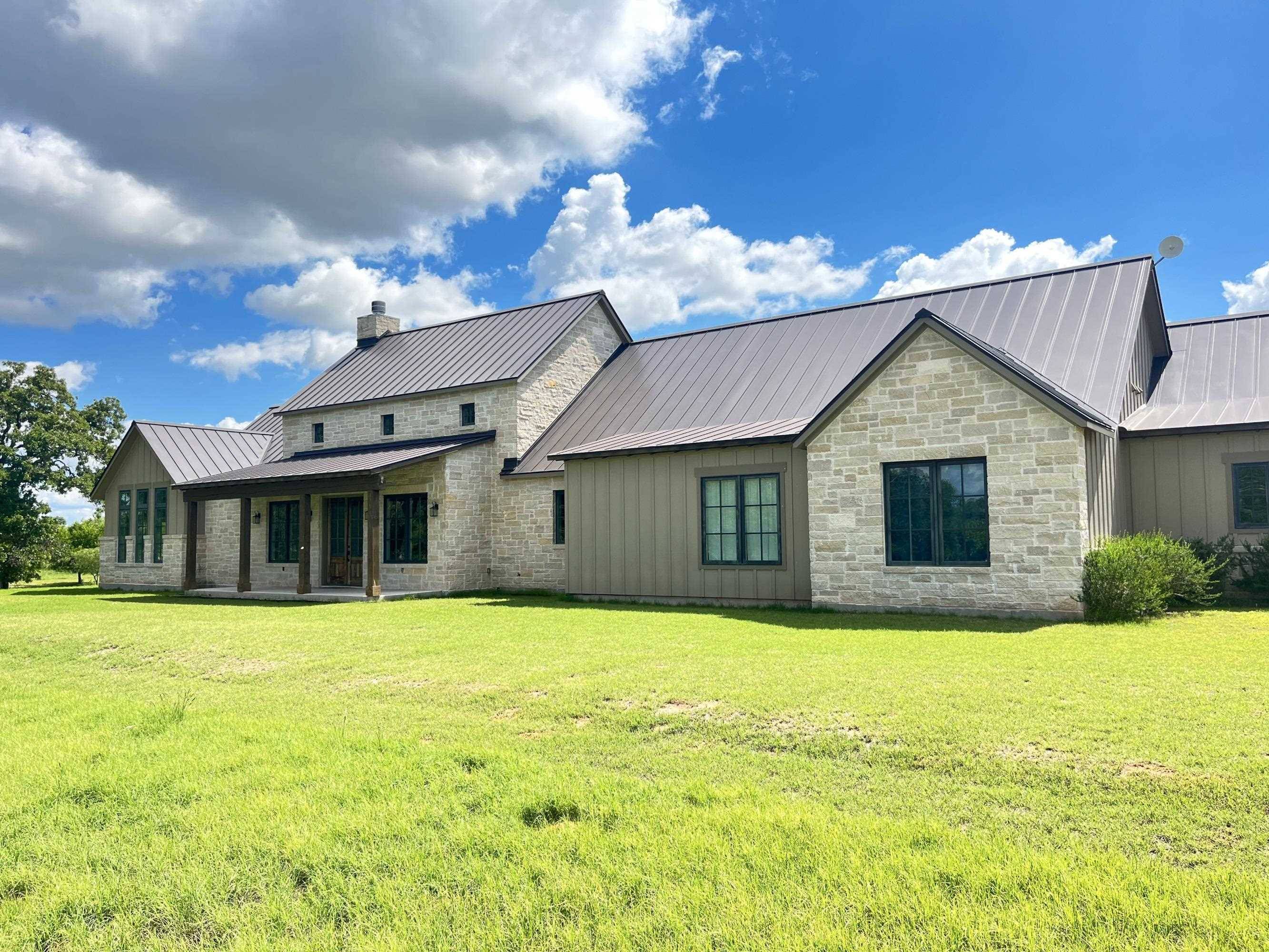 Fredericksburg, TX 78624,1402 Countryside BND