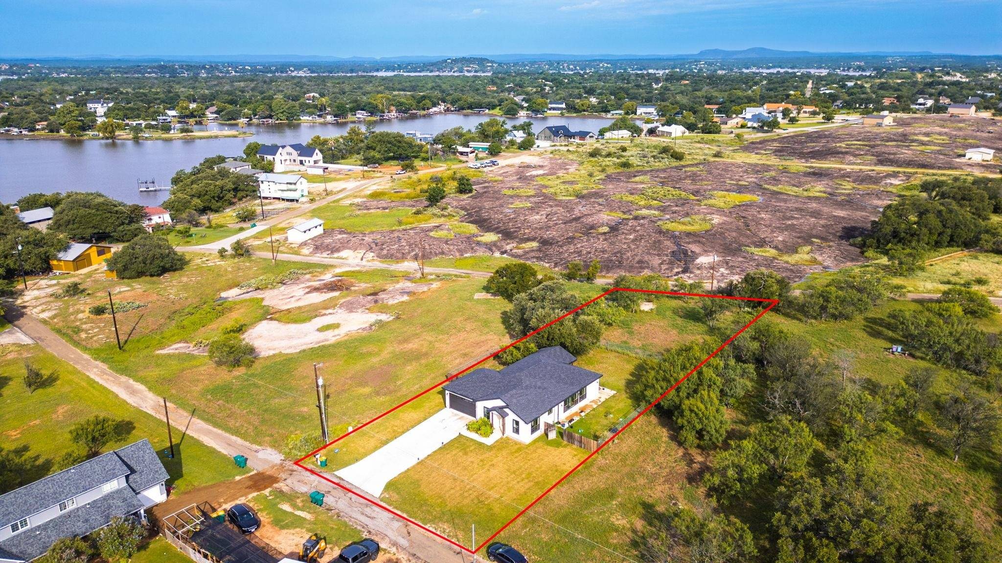 1008 1008 NAUMANN DR, Granite Shoals, TX 78654-2433