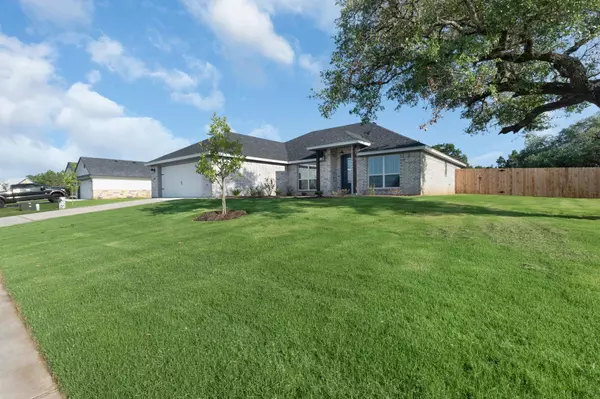 108 Aidan CT, Burnet, TX 78611-4191