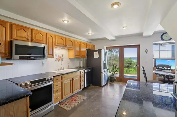 Marble Falls, TX 78654,6401 Muleshoe Bend TRL