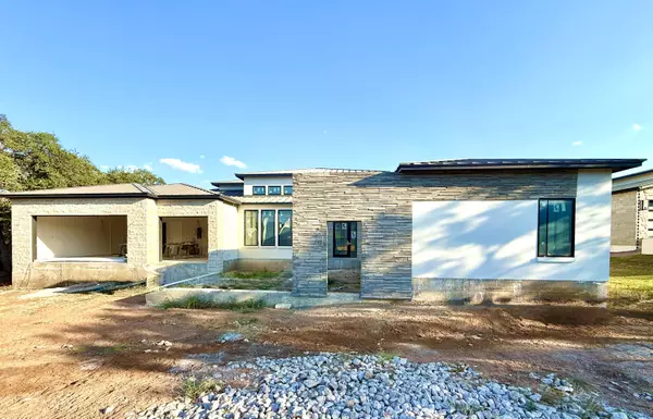 2909 Bay West Blvd, Horseshoe Bay, TX 78657