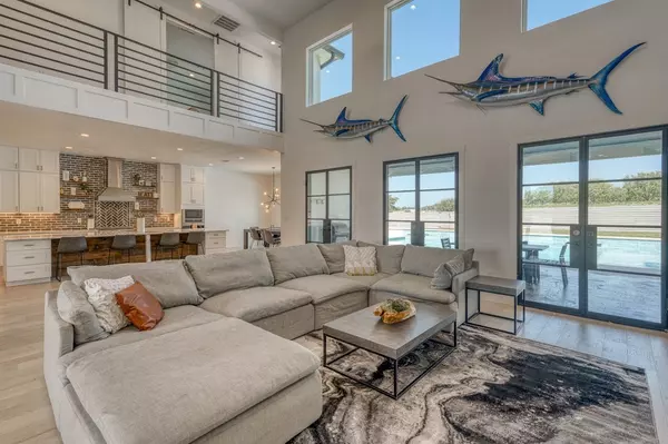 Marble Falls, TX 78654,424 Tokim Dr