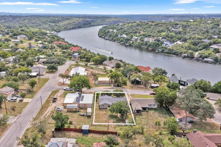 306 Avenue D, Marble Falls, TX 78654