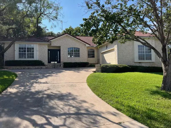 804 Broken Arrow, Horseshoe Bay, TX 78657