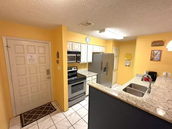 Granite Shoals, TX 78654,604 Highcrest Dr #523