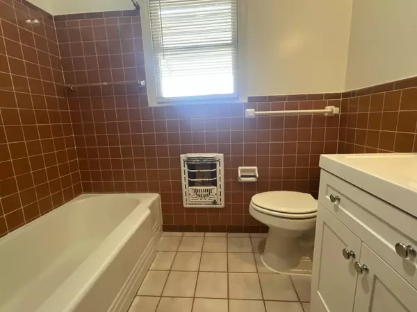 Marble Falls, TX 78654,1010 Avenue C AVE