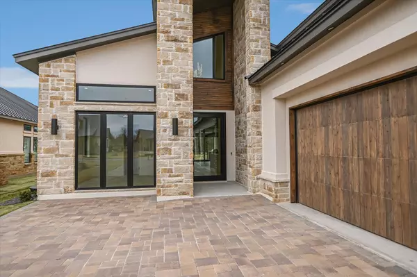 Horseshoe Bay, TX 78657,130 Azalea Loop