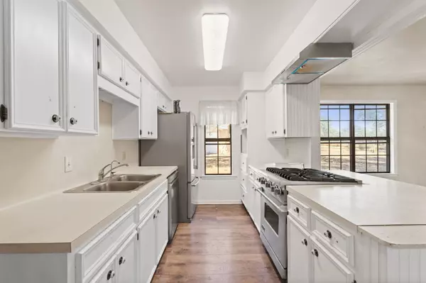 Marble Falls, TX 78654,139 Pecan Road