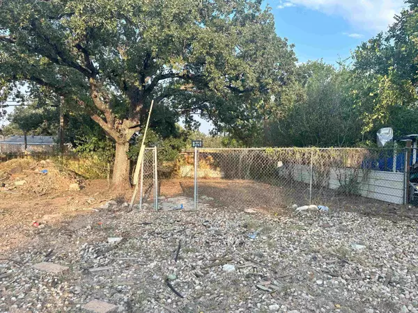Cottonwood Shores, TX 78657,739 Fir LN