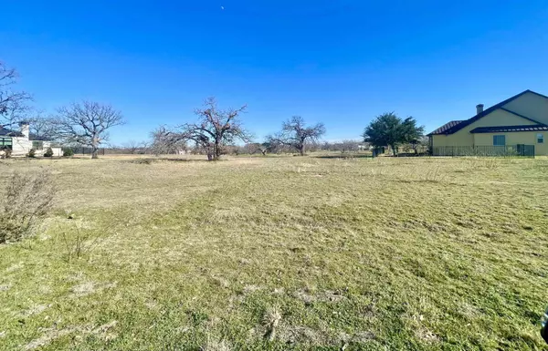 Lt 1022 Douglas DR, Horseshoe Bay, TX 78657