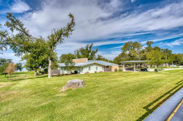 Burnet, TX 78657,310 Little Midland Drive