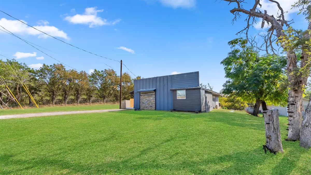 Sunrise Beach, TX 78639,111 W Lakeshore DR