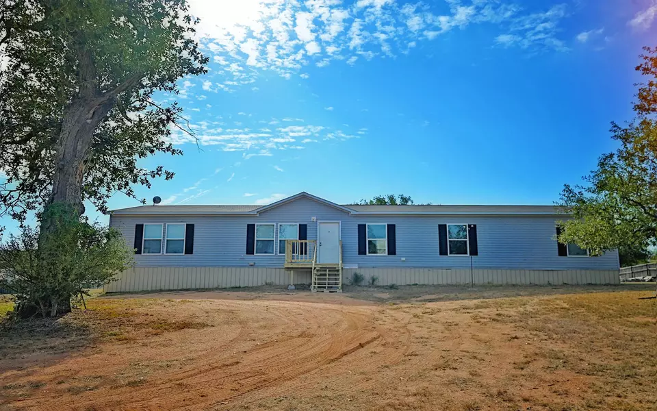 2216 Boxwood CIR, Kingsland, TX 78639