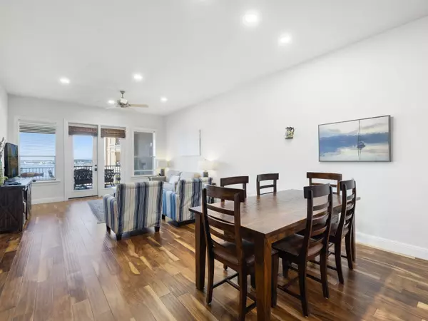 Horseshoe Bay, TX 78657,101 West Bank #43