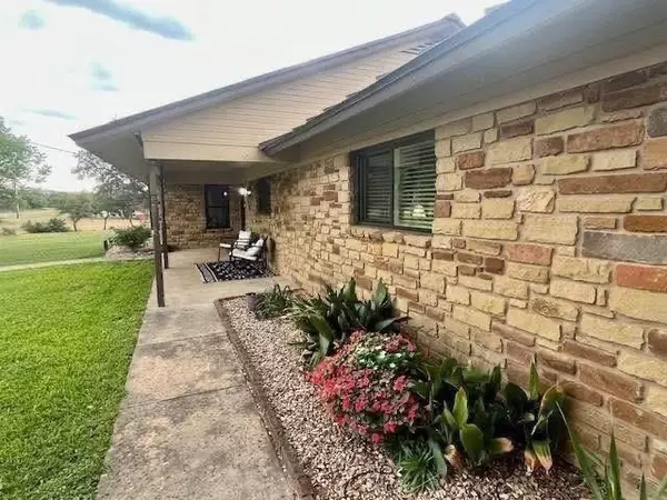 Kingsland, TX 78639,800 Texas AVE