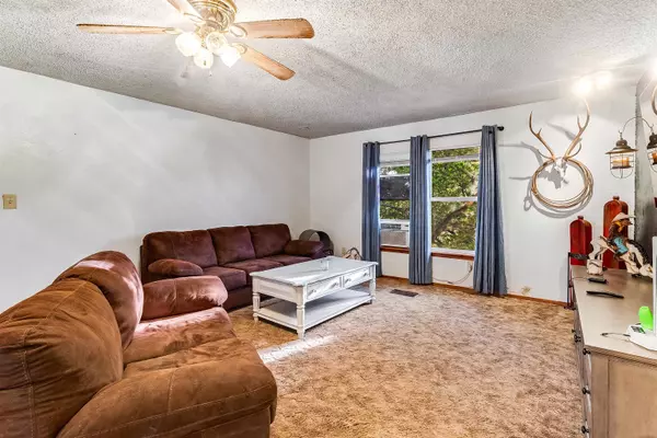 Tow, TX 78672,288 Ballard