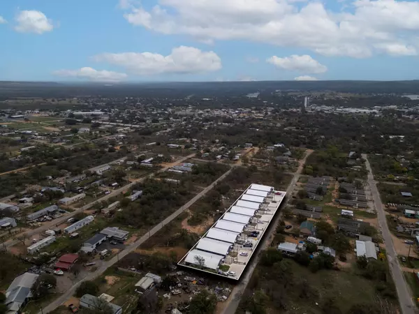 Kingsland, TX 78639,870 Waco