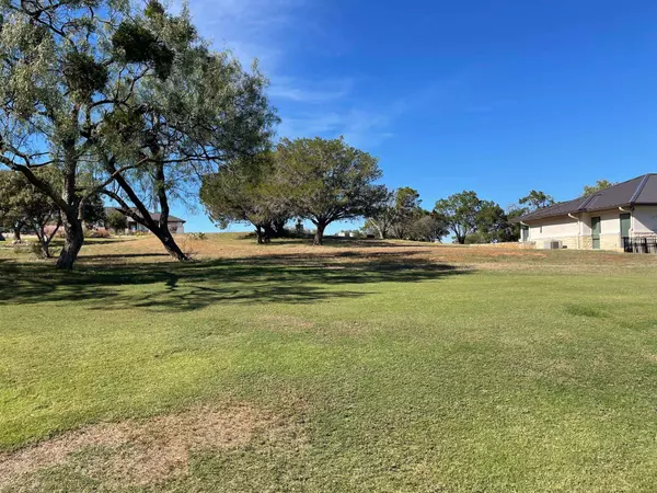 Horseshoe Bay, TX 78657,105 Whistle Stop