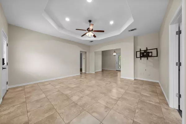 Granite Shoals, TX 78654,136 W Maple DR