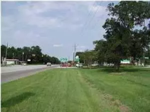 Mcclellanville, SC 29458,1001 Highway 17
