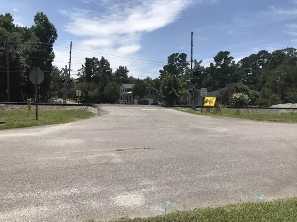 Summerville, SC 29485,105 E Pinckney St