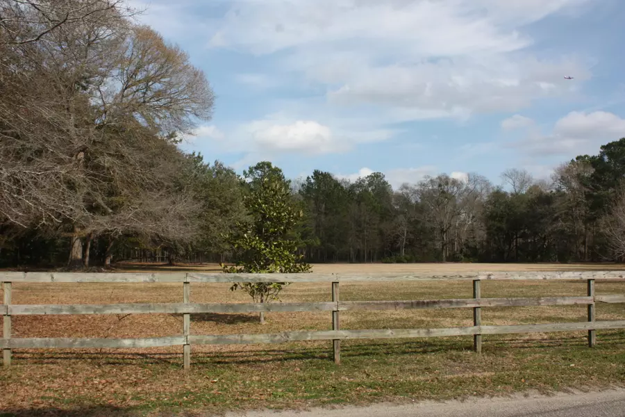 768 E Thomas St, Summerville, SC 29485