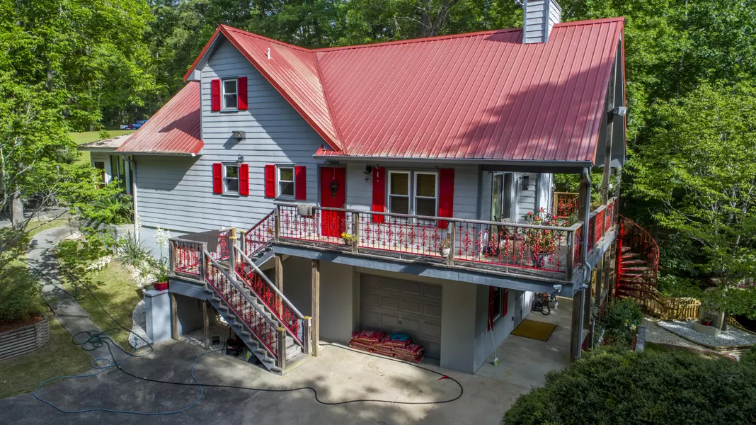 353 Legend Ct, Santee, SC 29142