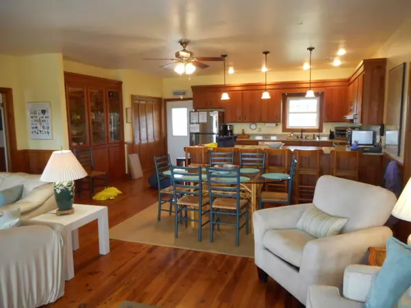 Edisto Beach, SC 29438,3608 Yacht Club Rd