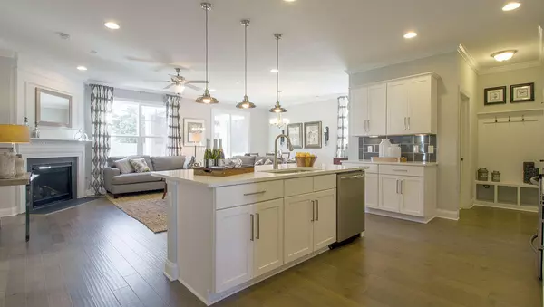 Summerville, SC 29486,217 Seaworthy St