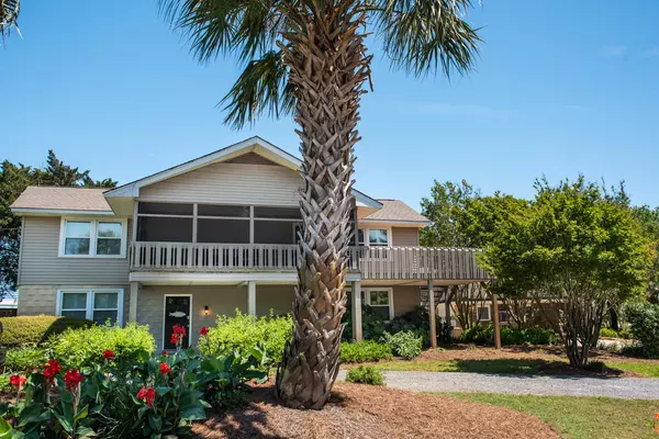 400 Merritt Blvd, Isle Of Palms, SC 29451