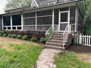 Summerville, SC 29483,100 W Walker Dr