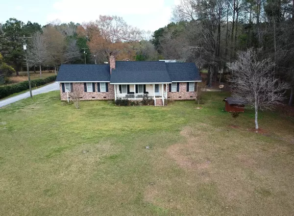 Ridgeville, SC 29472,542 Campbell Rd