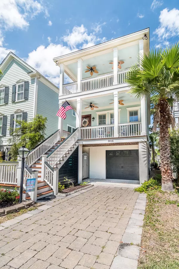 3014 S Shore Dr, Charleston, SC 29407