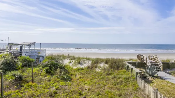 1115 E Arctic Ave, Folly Beach, SC 29439