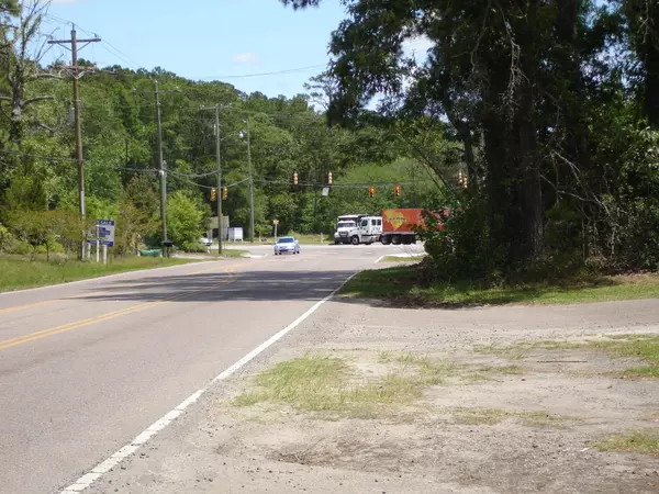 Ravenel, SC 29470,6026 Hwy 165