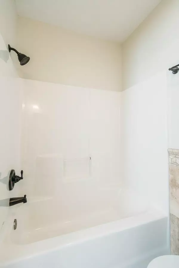 Charleston, SC 29403,72 Reid St