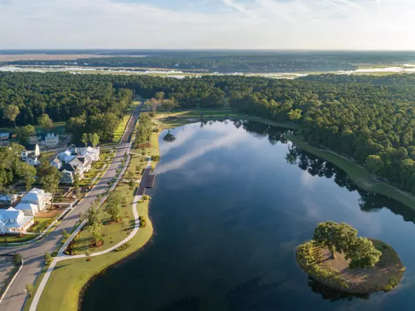 Mount Pleasant, SC 29466,3816 Summerton St