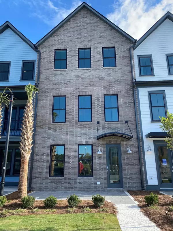 Mount Pleasant, SC 29464,1645 Florentia St