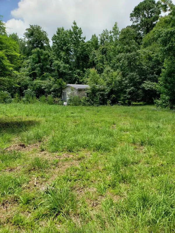 Saint Stephen, SC 29479,516 Mermaid Way