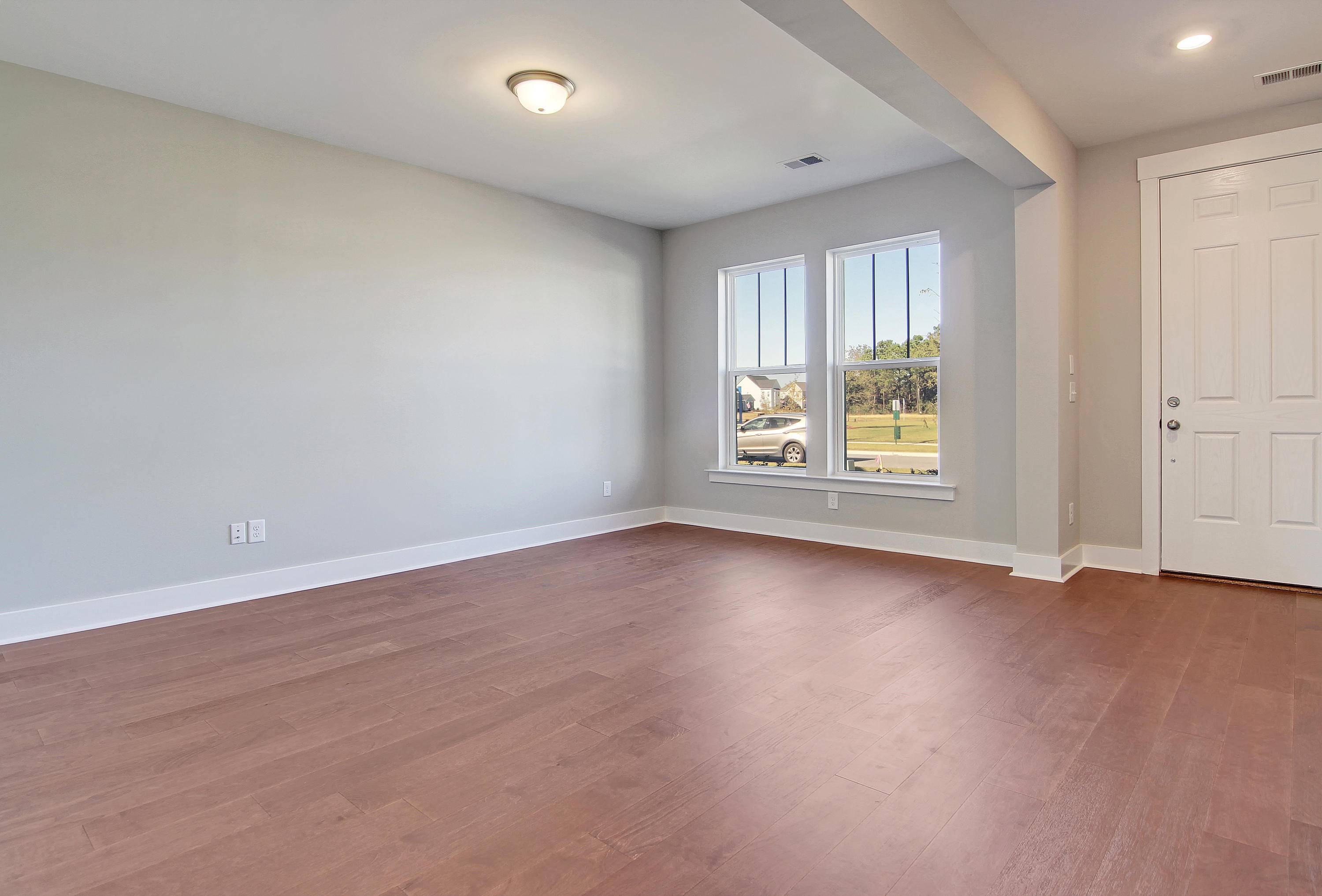 Summerville, SC 29486,113 Faulkner St