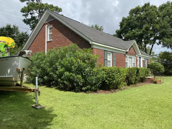 Mount Pleasant, SC 29464,970 Lansing Dr