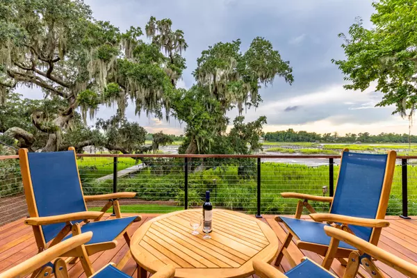 3379 Westphal Dr, Johns Island, SC 29455