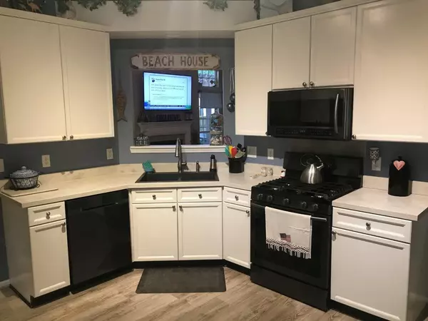 North Charleston, SC 29420,8634 Coppergrove Dr