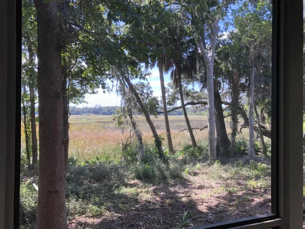 North Charleston, SC 29418,5537 Colonial Chatsworth Cir