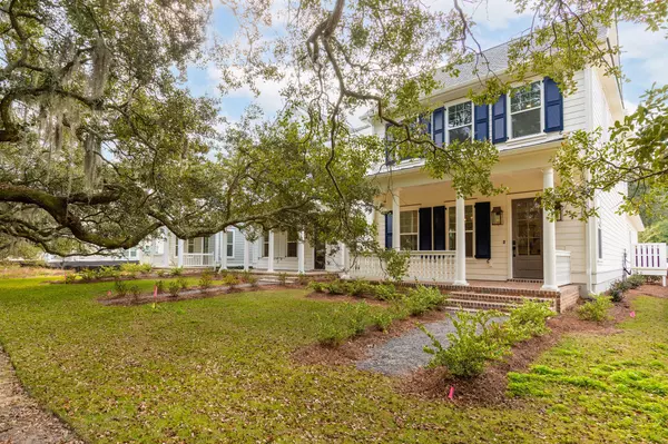 1048 Avenue Of Oaks, Charleston, SC 29407