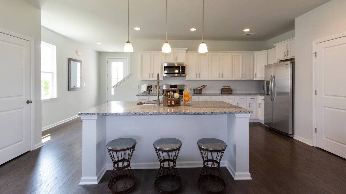 Summerville, SC 29486,137 Airy Dr