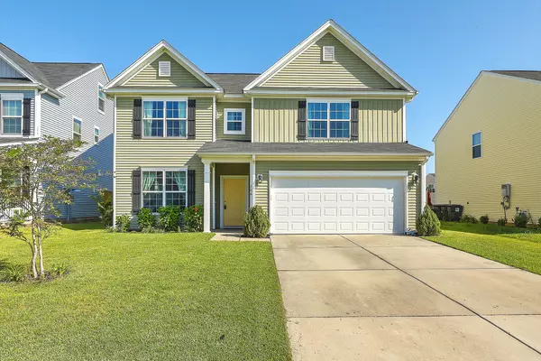 106 Weeping Cypress Dr, Moncks Corner, SC 29461